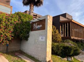 Blumen Hotel, serviced apartment in Concón