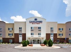 Candlewood Suites Casper, an IHG Hotel, מלון ליד נמל התעופה הבינלאומי מחוז קספר-נאטרונה - CPR, קספר