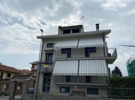 Guest House MICINI, hostal o pensió a Druento