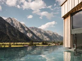 Hotel Kristall - Adults only, hotel v destinaci Leutasch