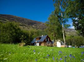 Lochleven Seafood Cottage, holiday home in Onich