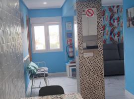 Apartamento Zona Playa y centro Ciudad, hotel with parking in Santander