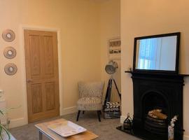 Newly Renovated Flat with Free Parking, hotel in Walker Gate