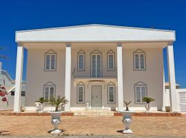 Villa Falk - Fuzeta, cabaña o casa de campo en Moncarapacho