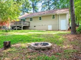 Cozy on Ger-Maine St 1 Mile From Downtown Apex