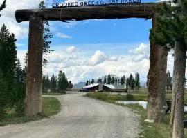 Crooked Creek Guest Ranch、デュボアのリゾート