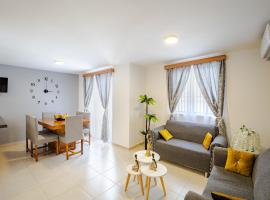 Estrena casa a minutos del aeropuerto, villa in Monterrey