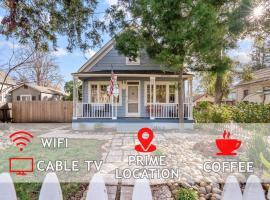 Downtown Napa HOT TUB Retreat - 3 Bed l 2 bath, holiday rental in Napa