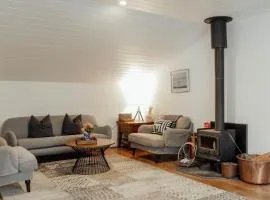 MARYBANK ESTATE - BARN LOFT