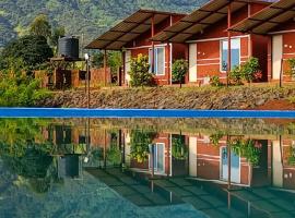 Mysticstays Resort, hotel perto de Mahabaleshwar Temple, Wai