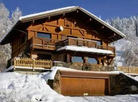 Les Saisies coté Légette appartement dans chalet LE NEPAL