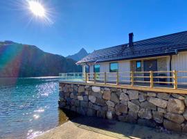 Beachfront Paradise Lofoten, alquiler vacacional en la playa en Bøstad
