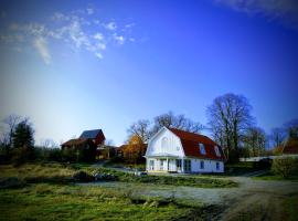 Jädra Gårdshotel, hôtel à Enköping