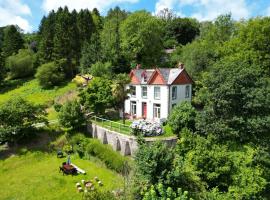 Serenity Estate, hotel i Berrynarbor