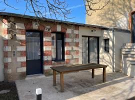 Petit Gîte avec terrasse, hotel familiar en Thouarcé