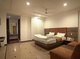 Hotel Shertown: Ahmedabad, Ahmedabad Tren İstasyonu yakınında bir otel