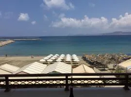 Apollon Hotel、にあるシチア空港 - JSHの周辺ホテル