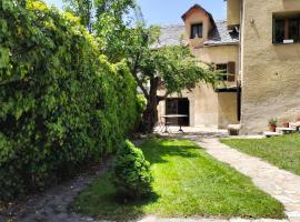 Maison en Cerdagne avec belle vue, prázdninový dům v destinaci Enveitg