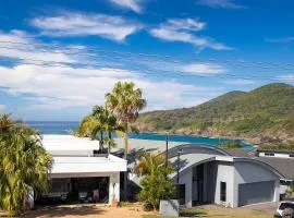 11 Lakeview Crescent