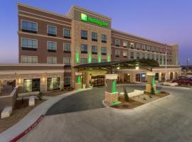 Holiday Inn San Marcos Convention Center, an IHG Hotel，聖馬科斯的飯店