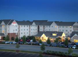 Residence Inn by Marriott Fredericksburg、フレデリックスバーグにあるMary Washington Athletic Fieldの周辺ホテル