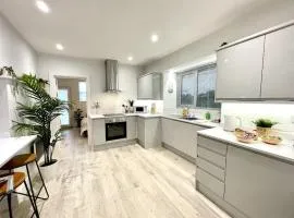 Brand New Beach Apartment 1 Porthcawl