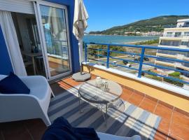 Apartamento con vistas al mar Urb Puerto Azul B5, nhà nghỉ dưỡng ở Cedeira