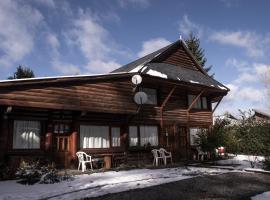 Pura Patagonia, cottage in Villa La Angostura