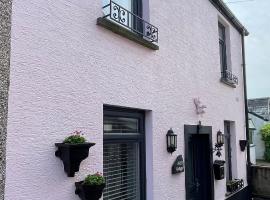 Beautiful Mumbles/Gower cottage, holiday home in Swansea