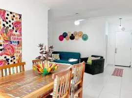 Apto Moderno e Completo a 50m da Praia