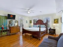 Swing On Inn- Suite Thyme