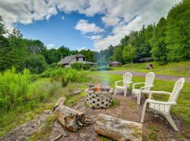 Catskills Mountain Cabin Retreat in Bloomville!, pet-friendly hotel in Stamford