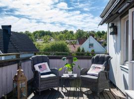 WHITE & BRIGHT Room in a shared apartment, homestay di Gothenburg