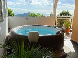 Villa NKJ'S, hotel with jacuzzis in Deshaies
