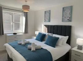 Watford Gemini - Thanet House, Nr Watford Metropolitan, M1,M25