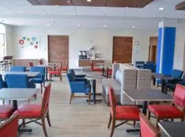 Holiday Inn Express & Suites Raleigh Airport - Brier Creek by IHG