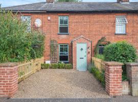 Lavender Cottage, pet-friendly hotel in Coltishall