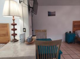 Casa Nopal Tu casa vacacional tipo hotel, hotel v destinaci Creel
