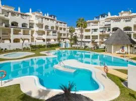 8 Apartment with two poolareas, two terraces & free padel Manilva Duquesa