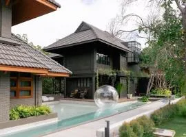 Phrip Phri Luxury Pool Villas