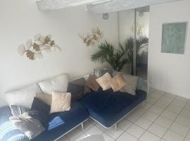 F2 cocooning centre ville 4 personne, hotell i Beaumont-sur-Oise