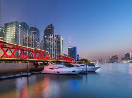 Mandarin Oriental Pudong, Shanghai, hotel poblíž významného místa Muzeum židovských uprchlíků v Šanghaji, Šanghaj