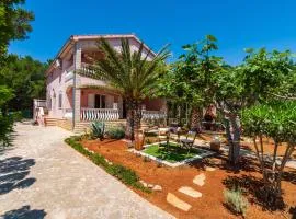 Apartmani kod Lovrića