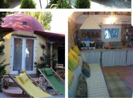 Home & Gardens 2-Bed Villa in Sevasti Katerini, hotel en Katerini