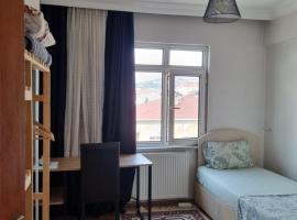 Single Room, одноместная комната в доме, chambre d'une personne, Habitación individual, hotel cerca de Estación de metro Pendik, Estambul