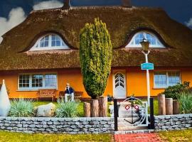 Ferienhaus Brise - Skipper's Kabine: Wieck auf dem Darss şehrinde bir otel