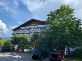 Ferienwohnung "Waldbaden" im Landhotel Seeg, hotel v mestu Seeg