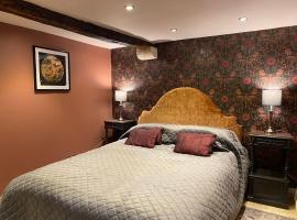 Linden Retreat, hotel con jacuzzi en Brimscombe