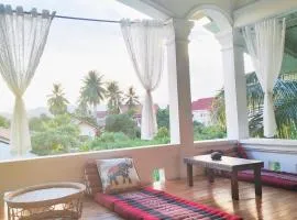 Phong lack Guest House