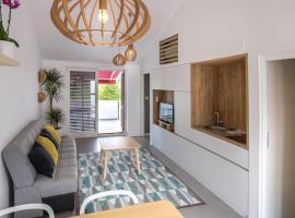 Apartment for six people Jezera, rezort v destinaci Tisno